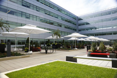 Melville Headquarters Cafeteria courtyard