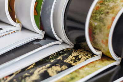 varioPRESS iV7 printed catalogs and magazines