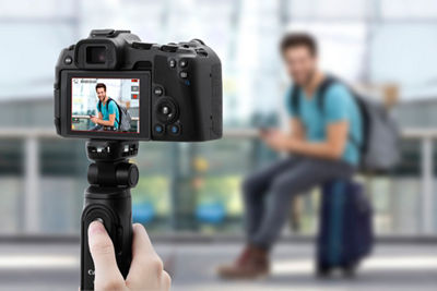 EOS R8 Being Used to Stream 