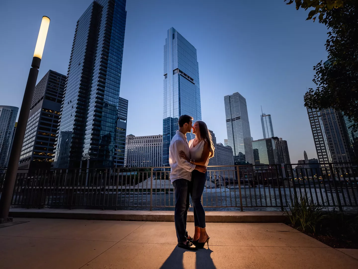 Canon Speedlite EL-1 (Ver.2) Flash D'appareil Photo Professionnel - Idéal Pour Le Sport, La Mode, Le Mariage - Résistant Aux Intempéries & Tête De Flash Inclinable à 120° - EOS De Canon