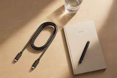 VAIO Vision+ 14 monitor cable on a table