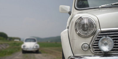 Focus Comparison Using a White Car