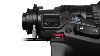 CINE-SERVO 17-120mm T2.95-3.9 PL - USB Port View