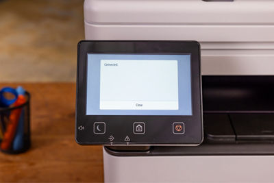 Touchscreen on imageCLASS MF665Cdw