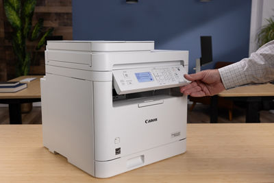 imageCLASS MF284dw - Person Using Adjustable Panel