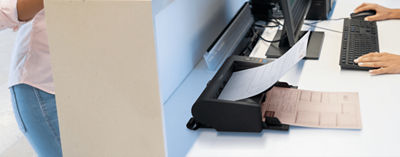 imageFORMULA DR-M140II - On a Desk