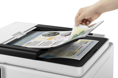 MAXIFY GX7110 - Paper Going Through the ADF