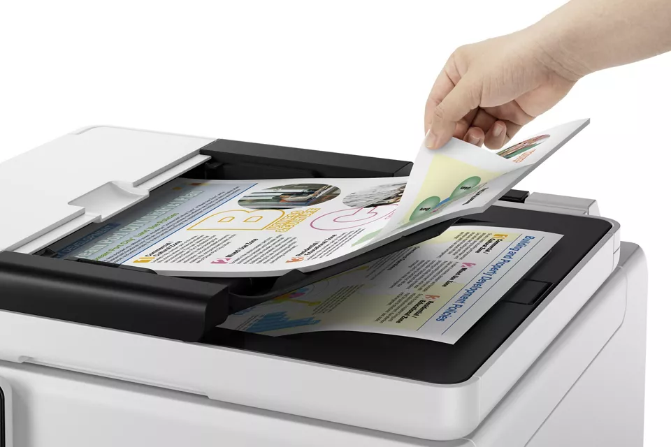 MAXIFY GX7110 - Paper Going Through the ADF