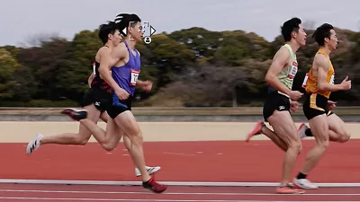 Track Runners Running