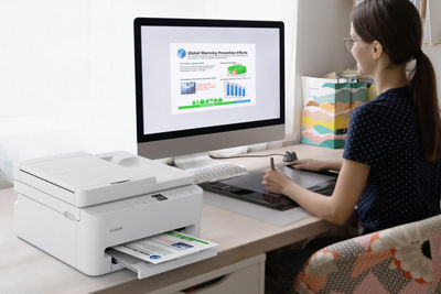 PIXMA TR7120 - Person on Computer Printing