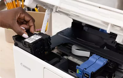 PIXMA TS7722 - Ink Being Loaded