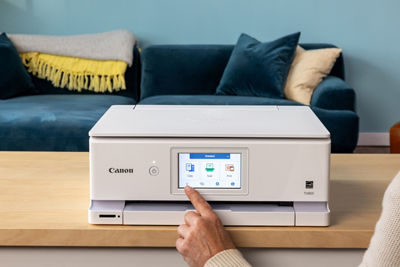 PIXMA TS8820 - Person Using Touch Screen
