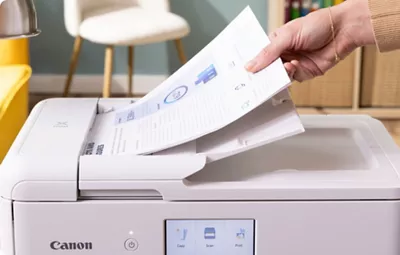 PIXMA TS9521Ca - Person Loading Auto Document Feeder