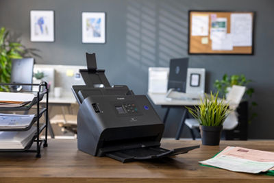 imageFORMULA DR-S250N - 3Q View on an Office Desk