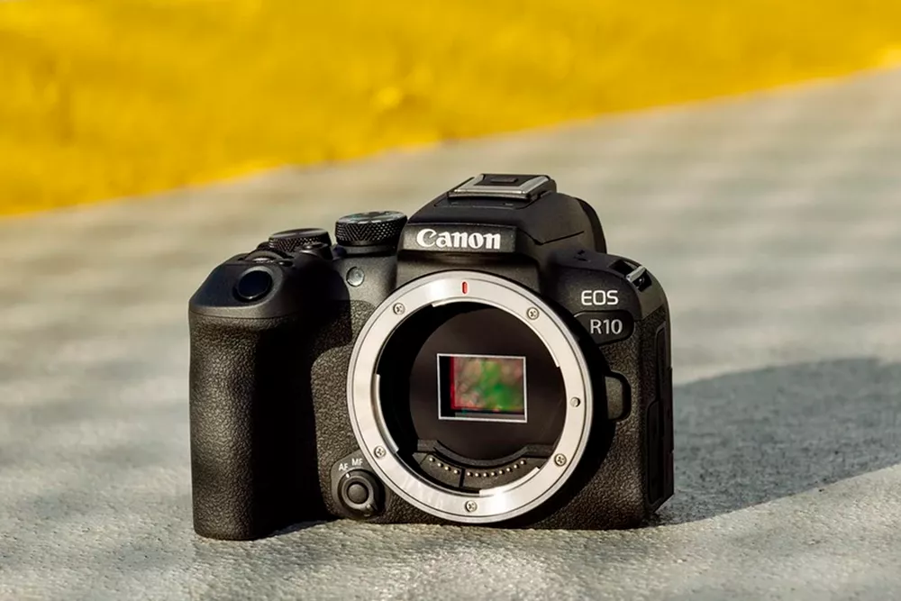 EOS R10 BODY
