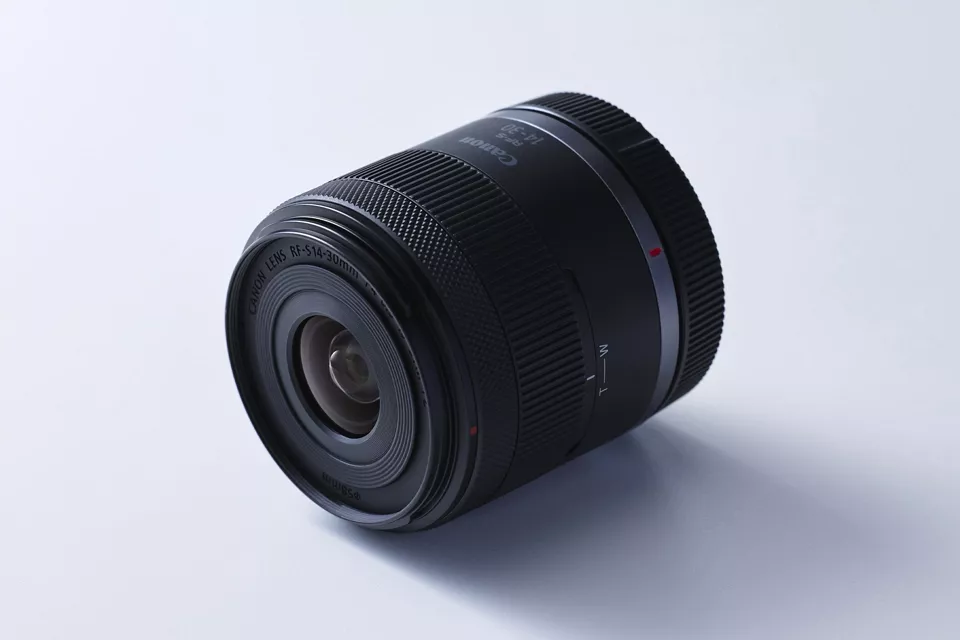 RF-S14-30mm F4-6.3 IS STM PZ | Canon Canada Shop