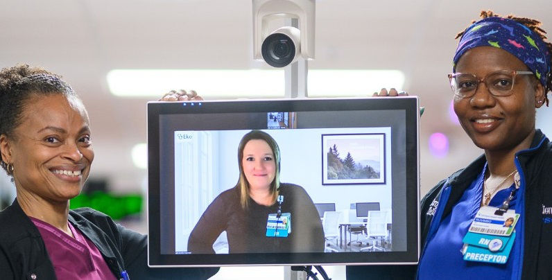 Nurses Working Together to Improve Patient Care