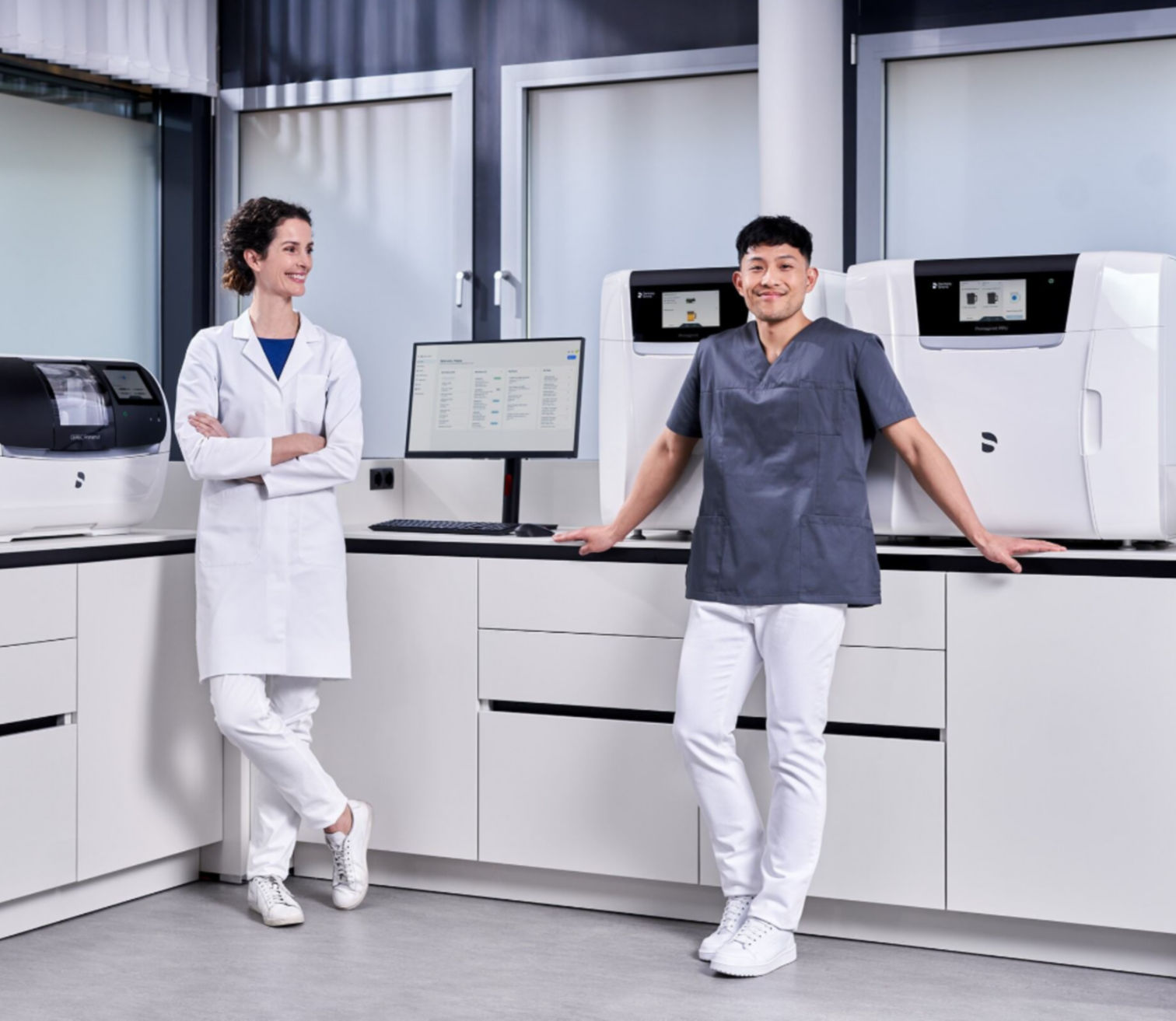 Heat Treatment: Sinter, Glaze, and Crystallize | Dentsply Sirona NO