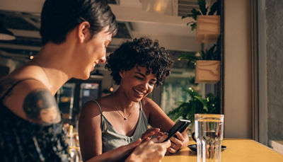 iPhone vs Android: Which is Better for Prepaid?