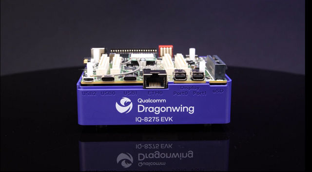 IQ-8275 EVK Product Intro - Unboxing