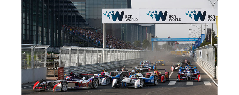 This man wants to turn auto racing into a video game-like experience ...