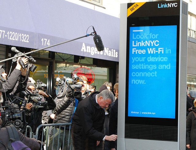 linknyc-officially-launches-free-gigabit-wi-fi-powered-by-qualcomm