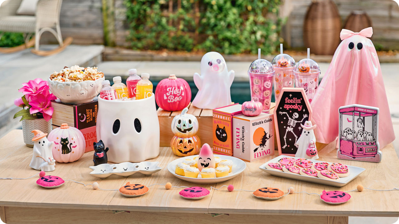 Pink Halloween Decor