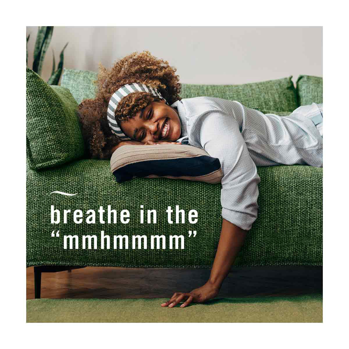 Febreze Odor-Fighting Fabric Refresher with Gain, Original, 14.8 fl oz