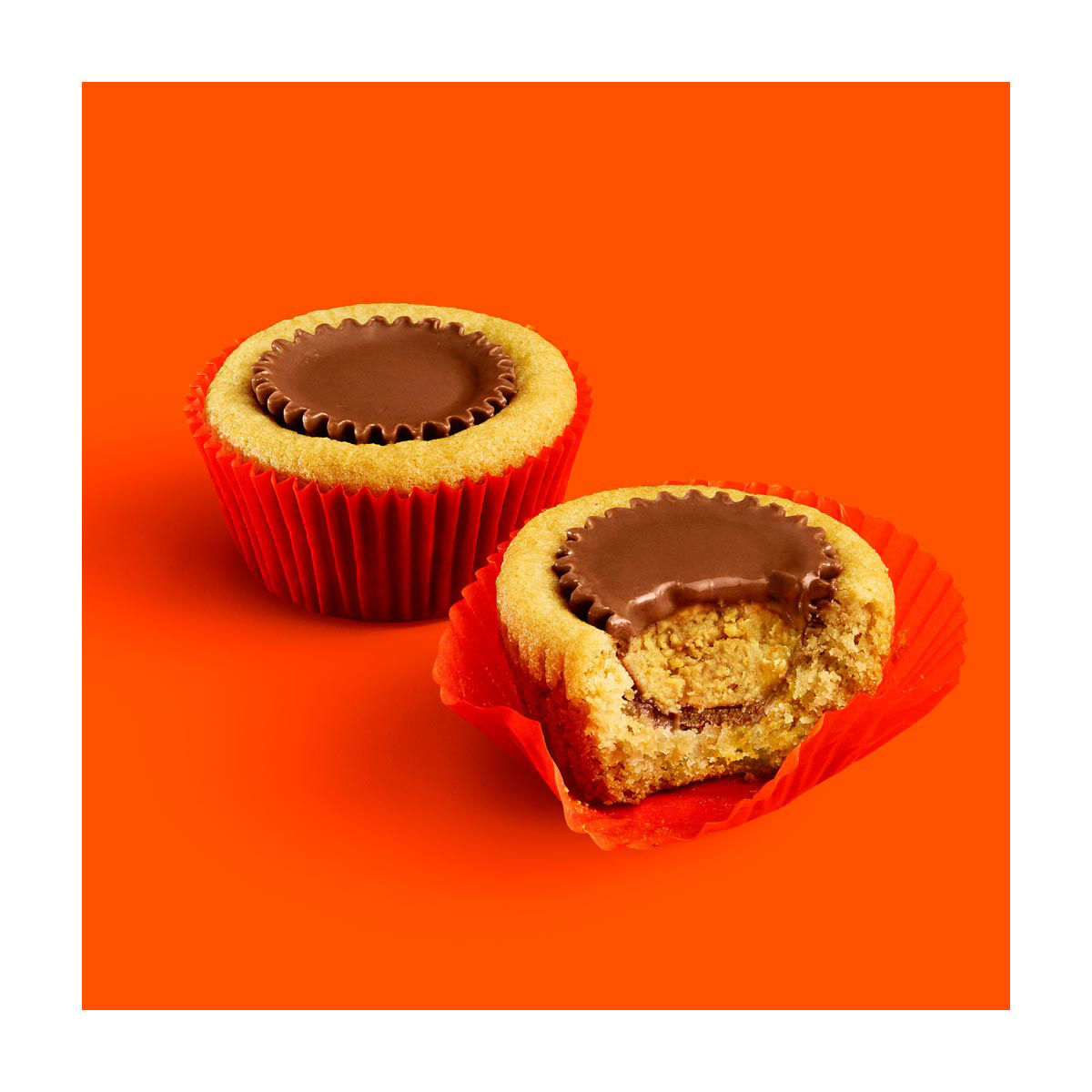 REESE'S Miniatures Milk Chocolate Peanut Butter Cups, Candy Family Pack, 17.6 oz
