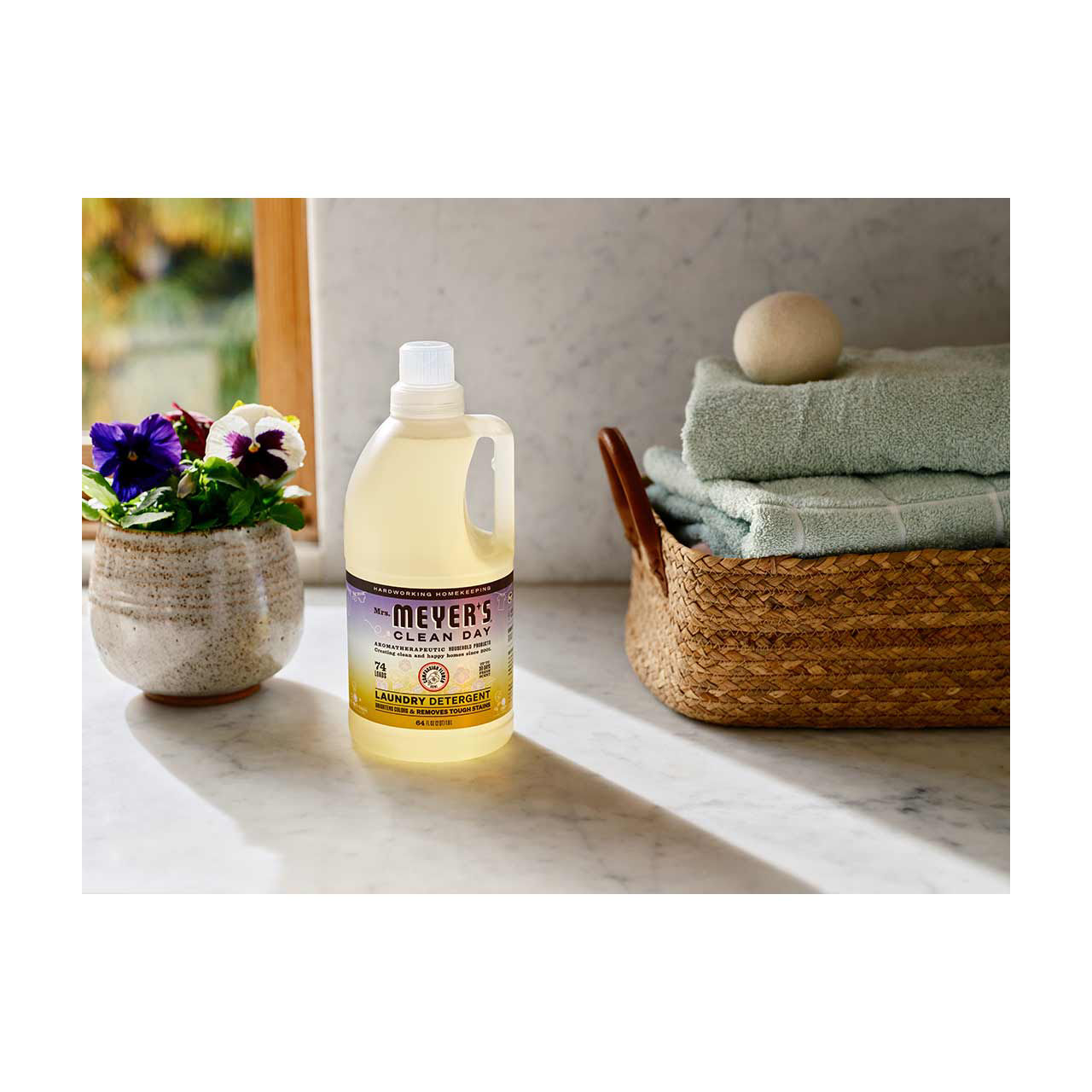 Mrs. Meyer's Clean Day Laundry Detergent, Compassion Flower Scent, 64 Ounce Bott