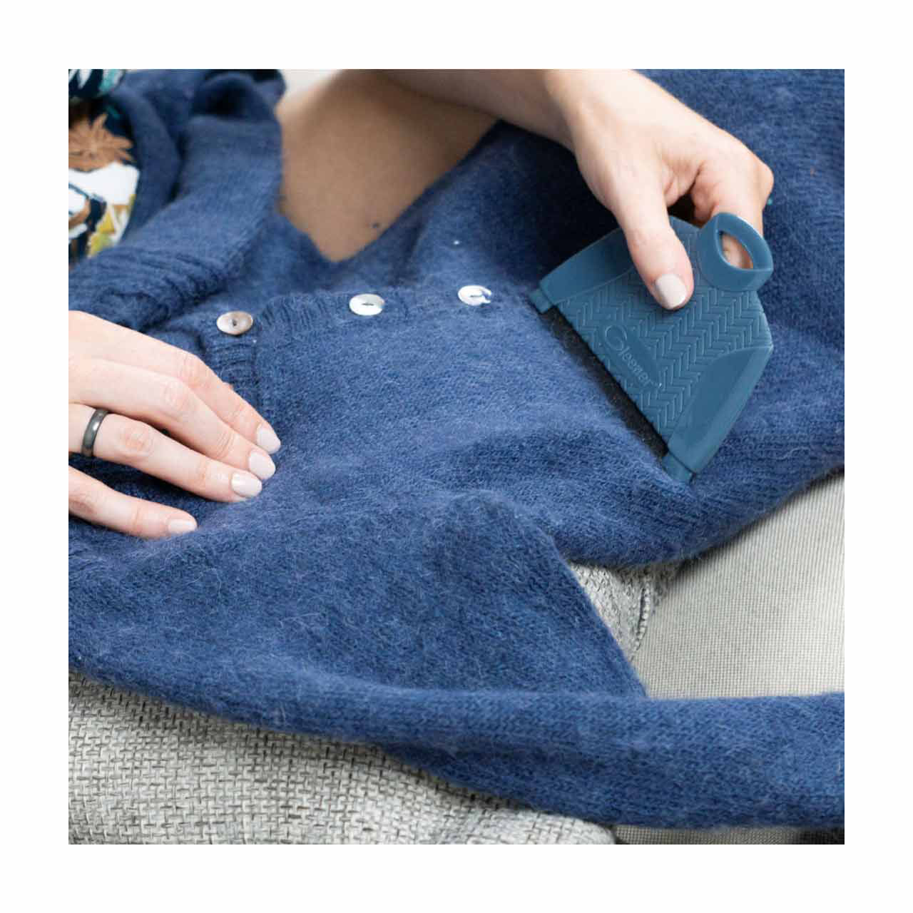 Gleener Sweater Saver Multi-Fabric Comb