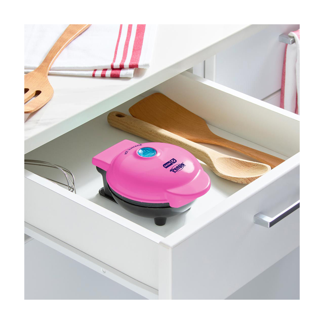 PEEPS® x Dash Mini Waffle Maker