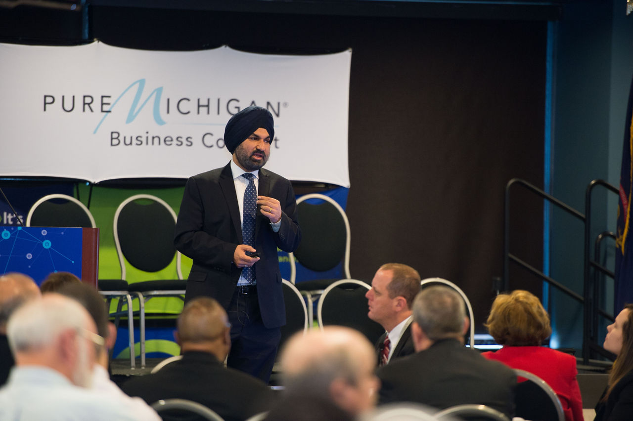 2016 DTE Energy Supplier Immersion Day at Ford Field
Jaspreet Singh 
Director - Supply Chain Management 
