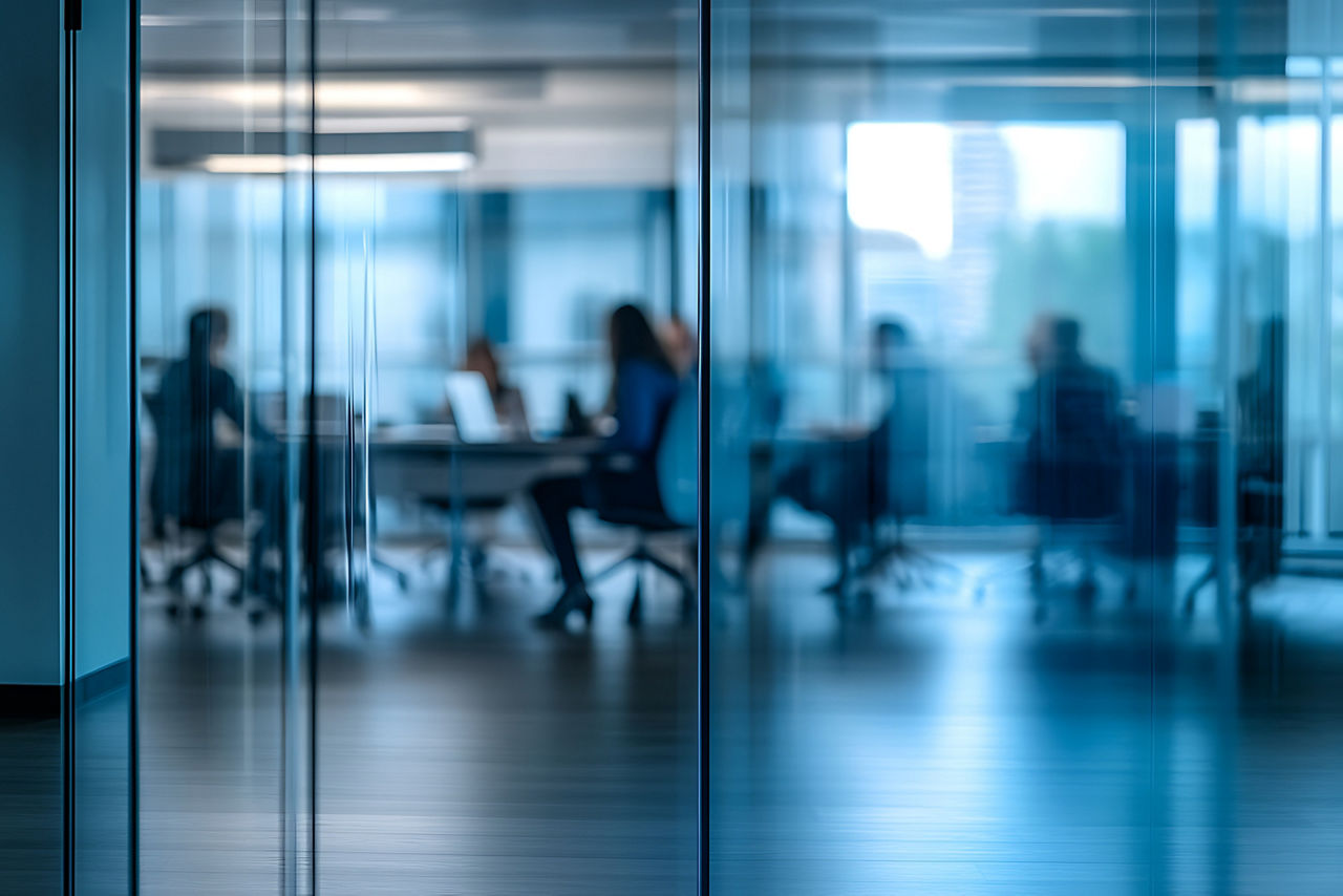 People in the office, representing Commercial & Specialty Insurance​ | DXC Technology