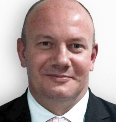 headshot of Glen Ralph, global practice lead for DXC’s Cloud Advisory Practice