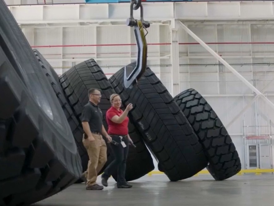 A flexible and sustainable modern workplace at Bridgestone | DXC Technology Customer Stories | DXC Technology Event