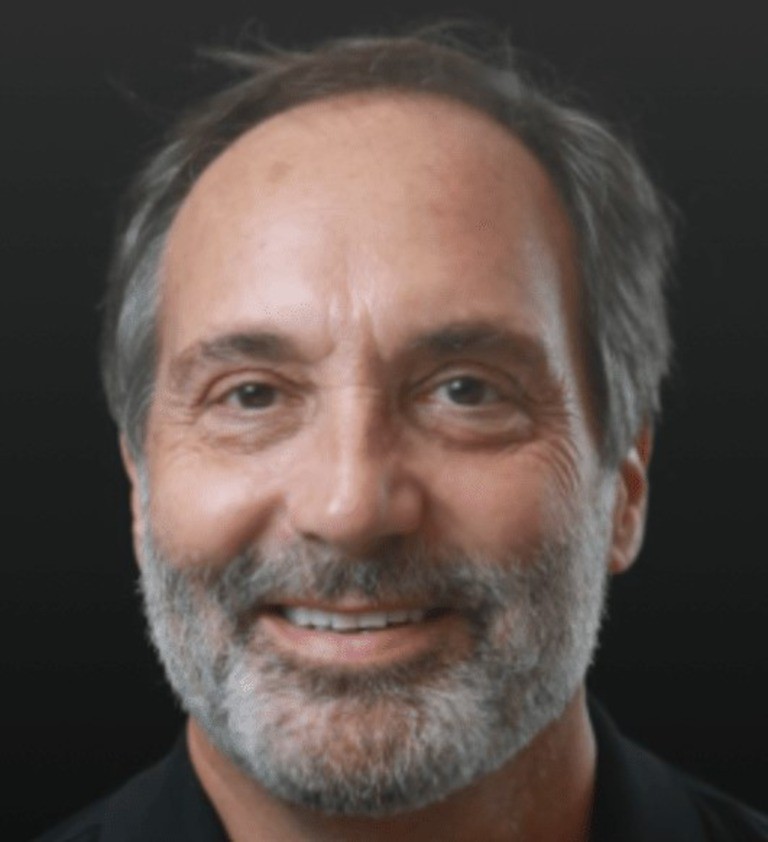 head shot of Steven Brocato, a principal solutions architect for FSI at AWS