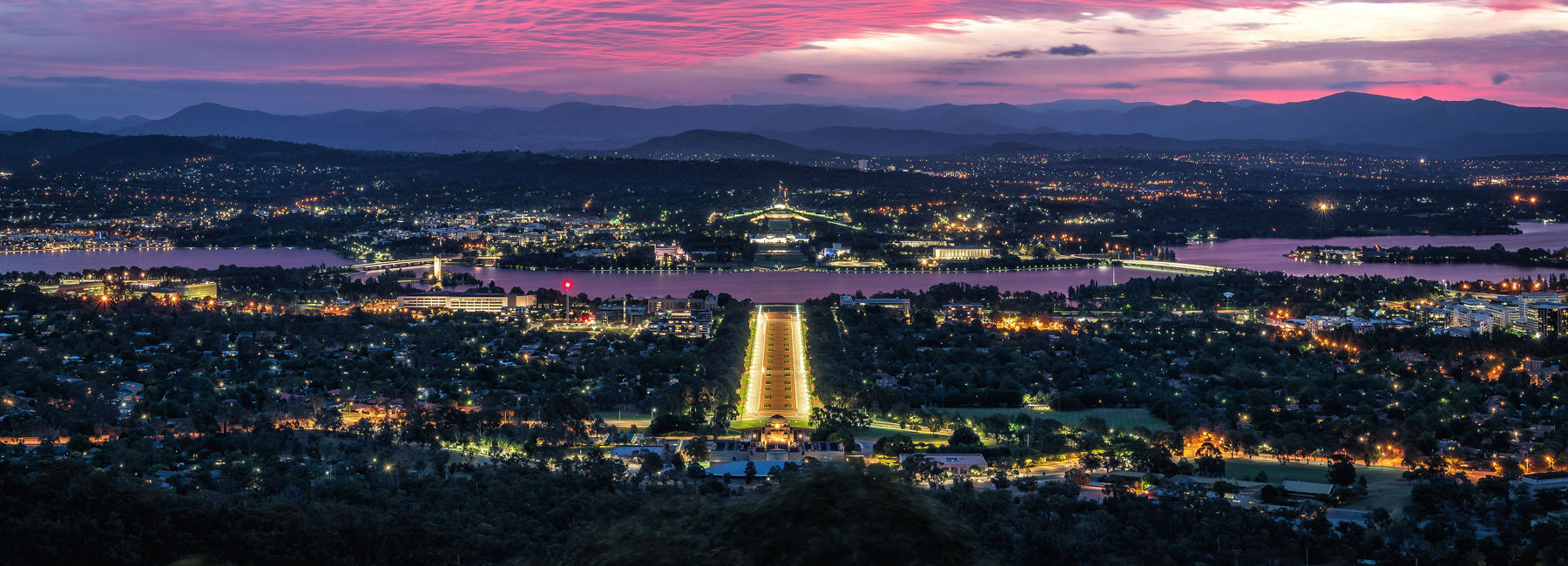 Data center migration program at the Australia Taxation Office | DXC Technology Customer Story