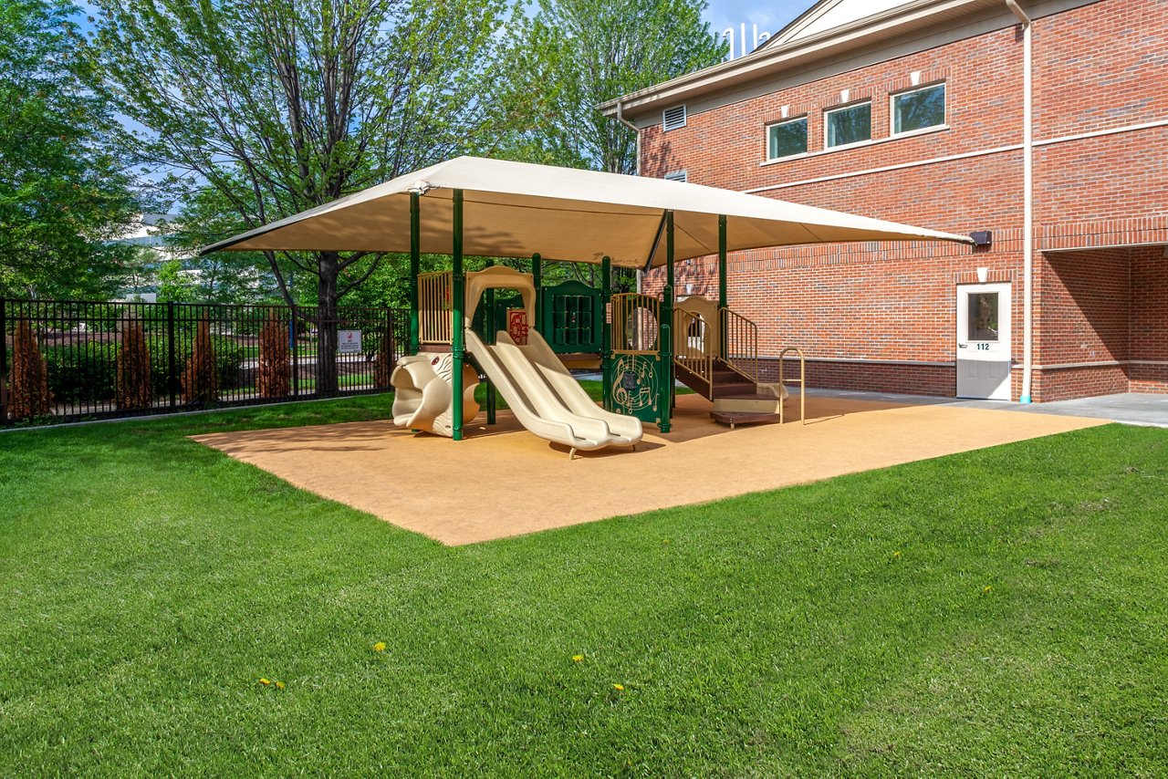 Playground of the Goddard School in Schaumberg Illinois