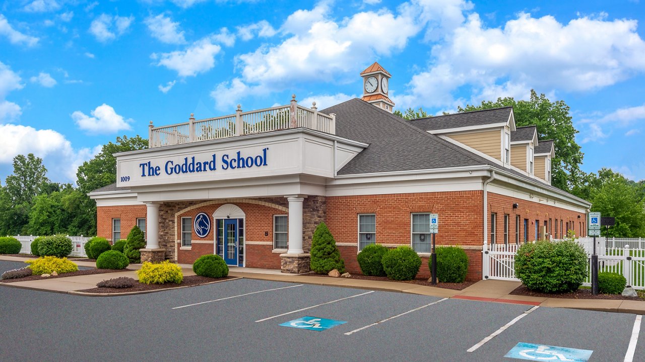 Exterior of the Goddard School in Uniontown Ohio