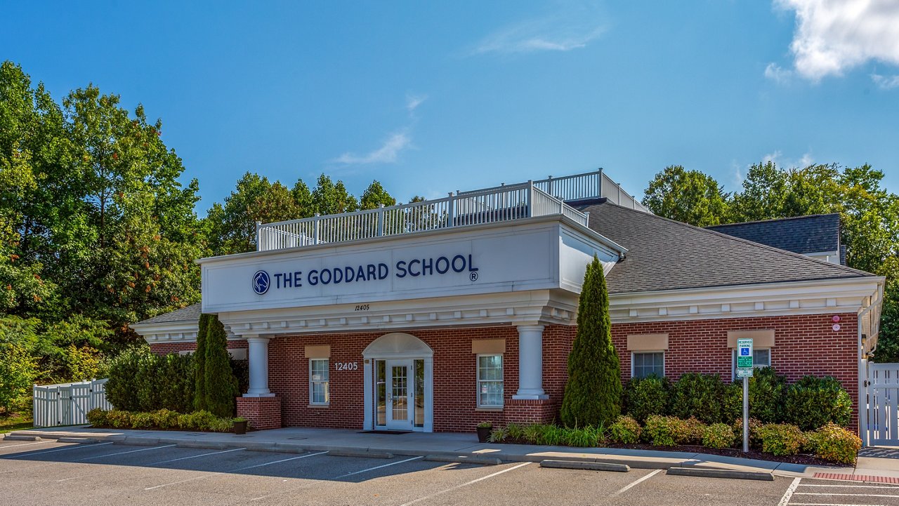 Exterior of the Goddard School in Lake Ridge Virgina
