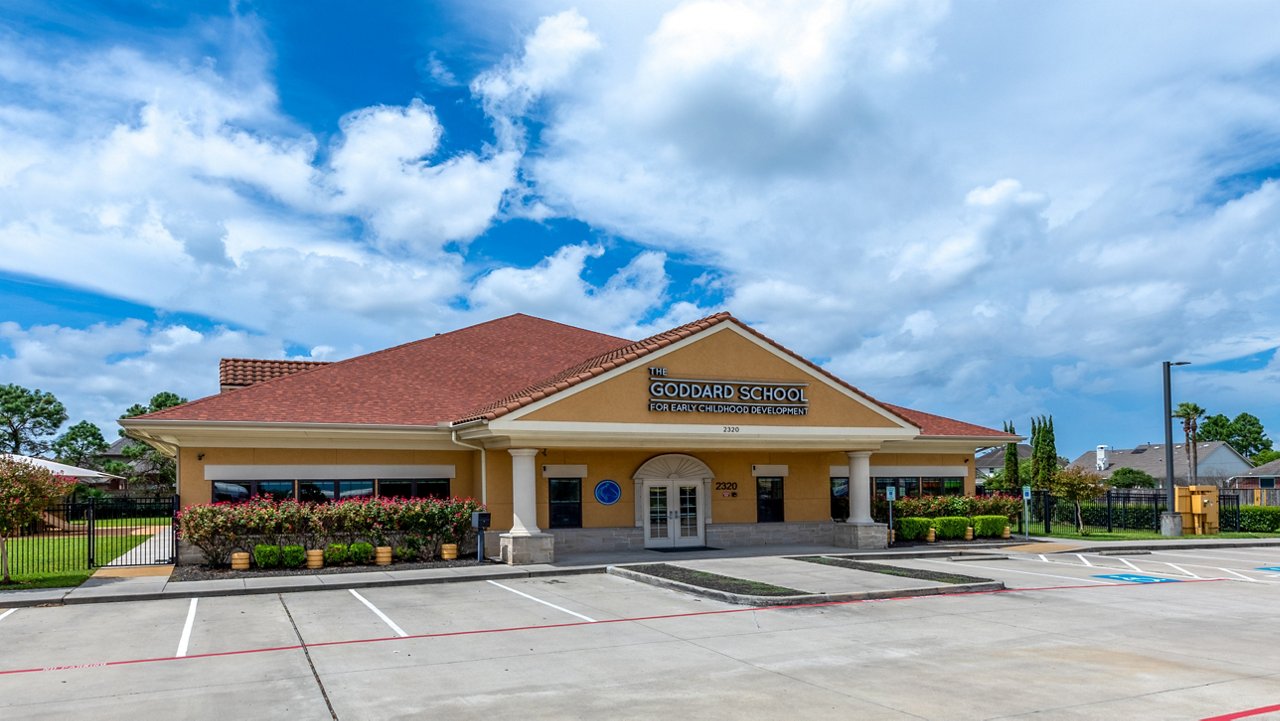 Exterior of the Goddard School In League City Texas