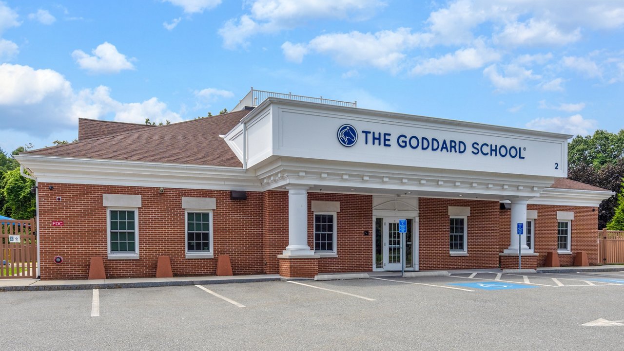 Exterior of the Goddard School in Westin Massachusetts