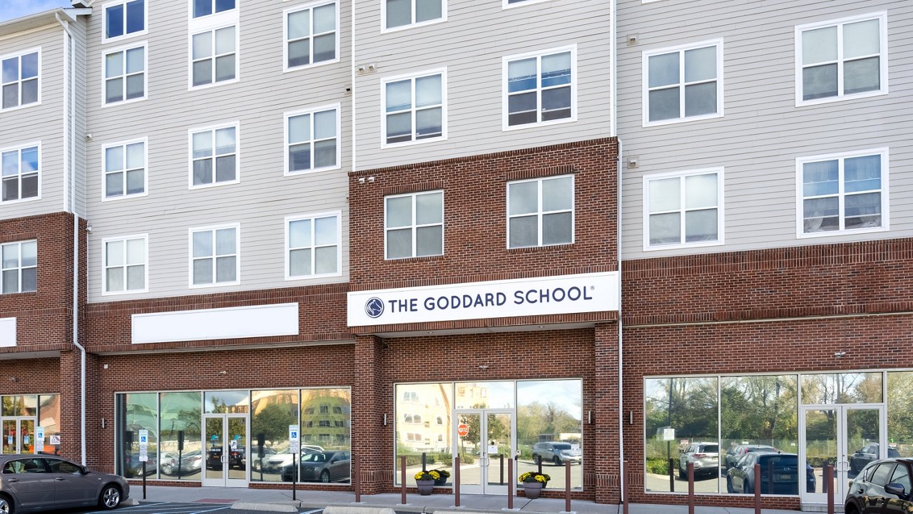 Exterior of the Goddard School in Elmwood Park New Jersey