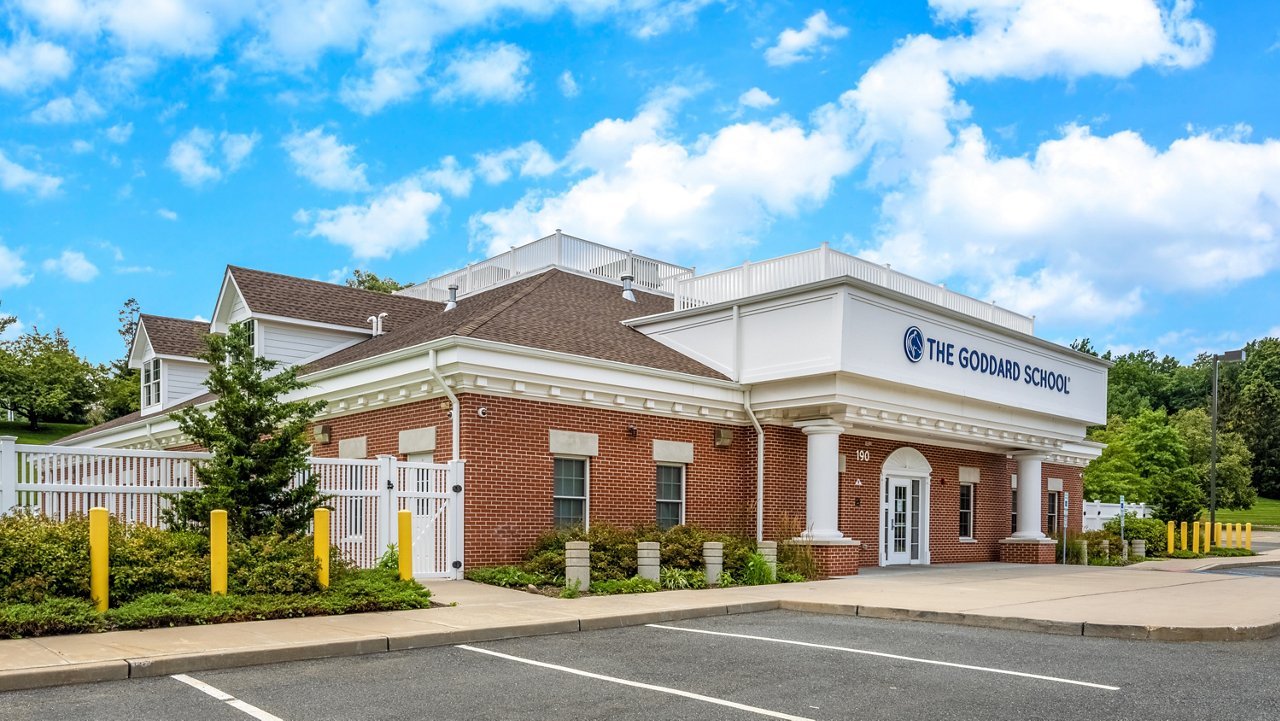 Exterior of the Goddard School in Floram Park New Jersey