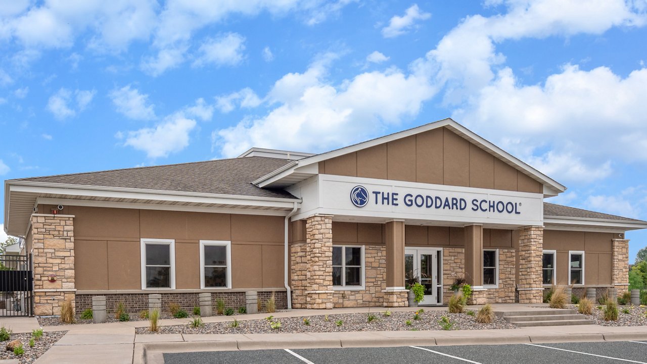 Exterior of the Goddard School in Medina Minnesota