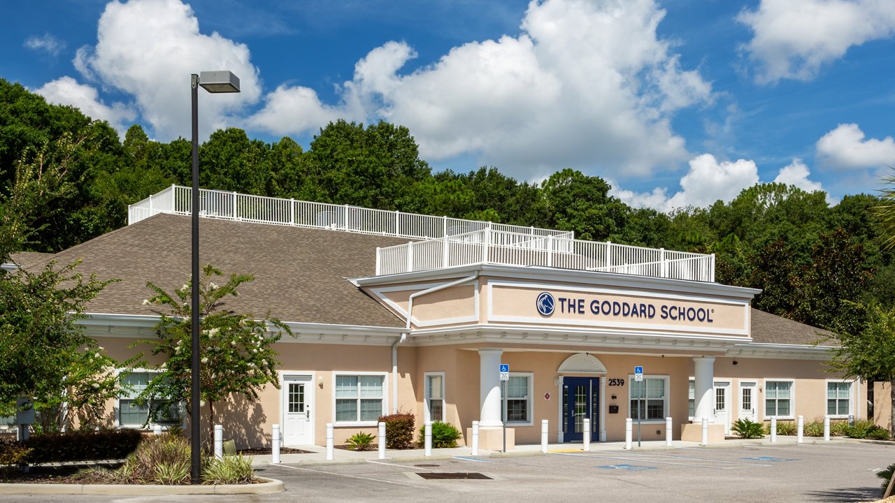 Exterior of the Goddard School in Wesley Chapel Florida