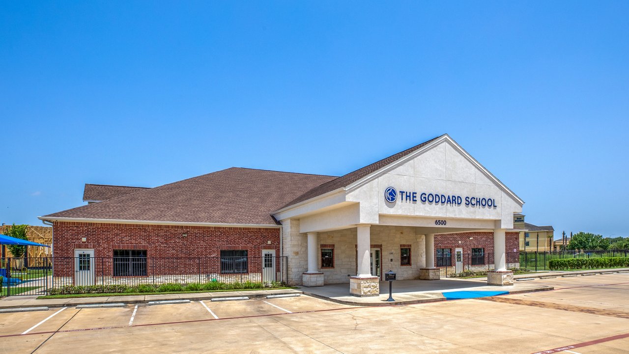 Exterior of the Goddard School in Sugar Land 2 Texas