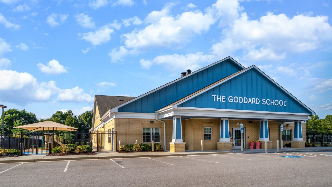 Exterior of the Goddard School in Charlotte 3 North Carolina