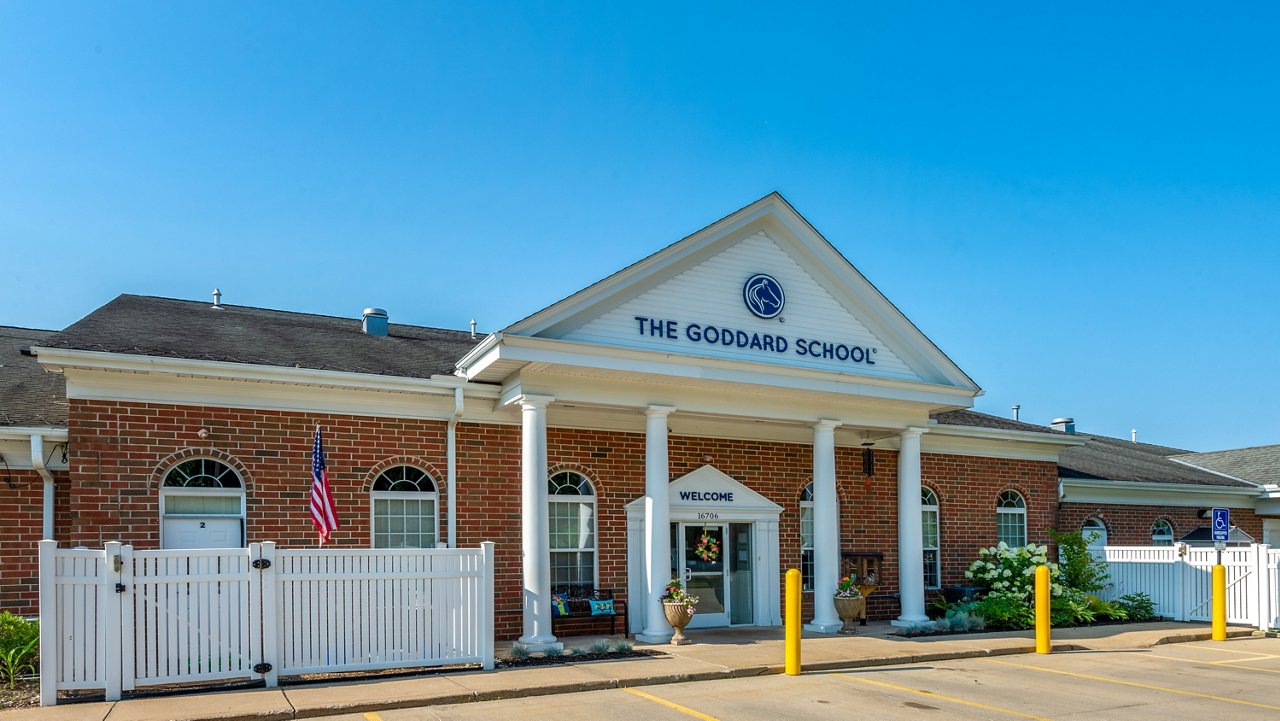Exterior of the Goddard School in Chagrin Falls Ohio